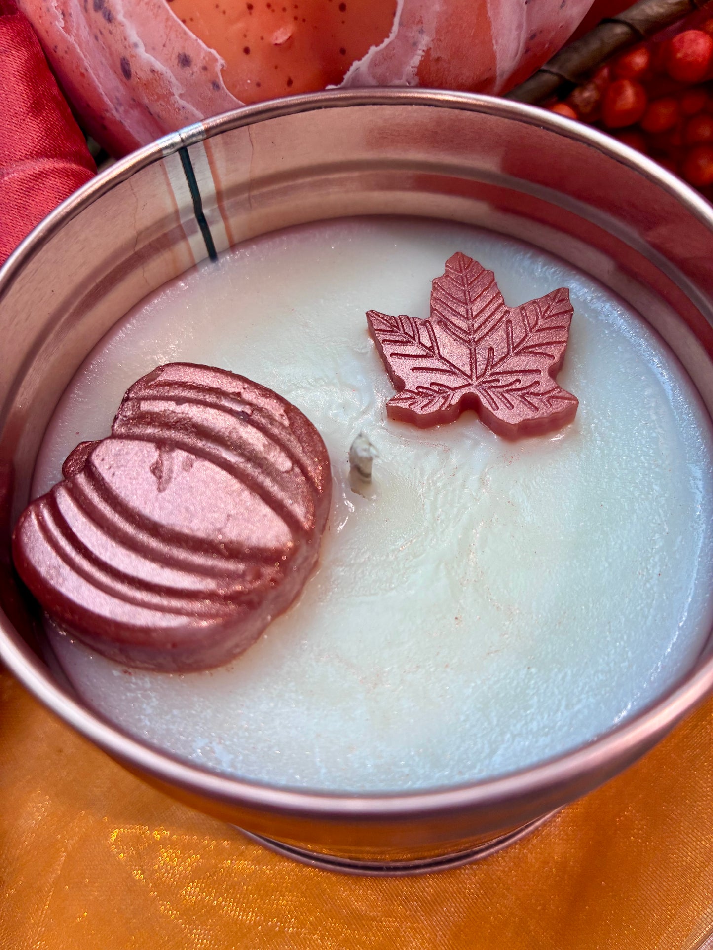 Pumpkin spice rose gold candle tin