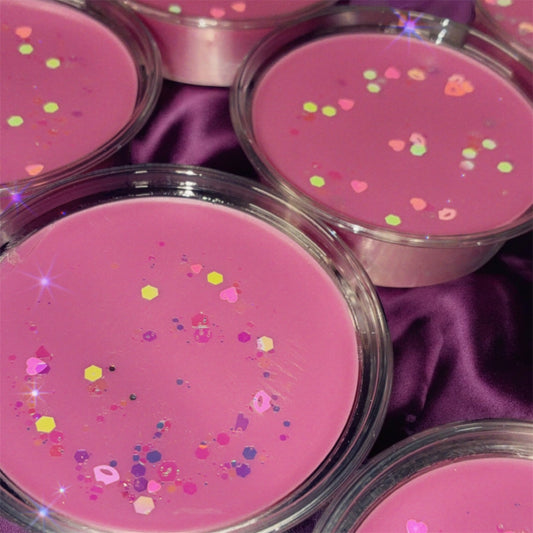 Dark kiss wax melt pots