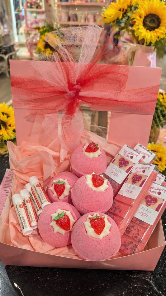 Strawberry Jam Luxury Bath Bomb